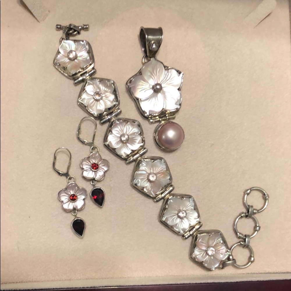 925 Silver MOP Garnet Earrings Bracelet Pendant